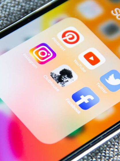 Sociala medie-annonsering